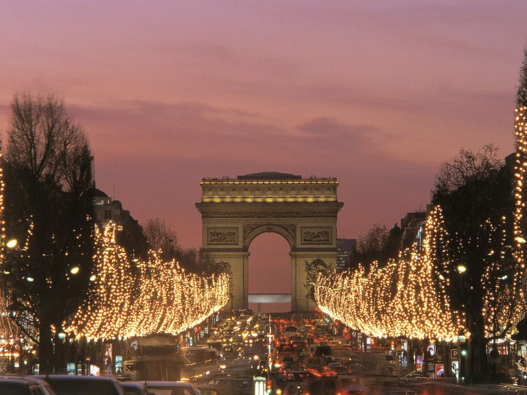 PARIS CHRISTMAS