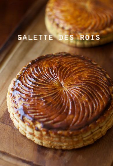 ⚜️MÓN BÁNH TẾT CỦA NGƯỜI PHÁP “GALETTE DES ROIS”⚜️