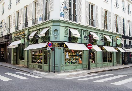 thuong-thuc-macaron-tai-laduree