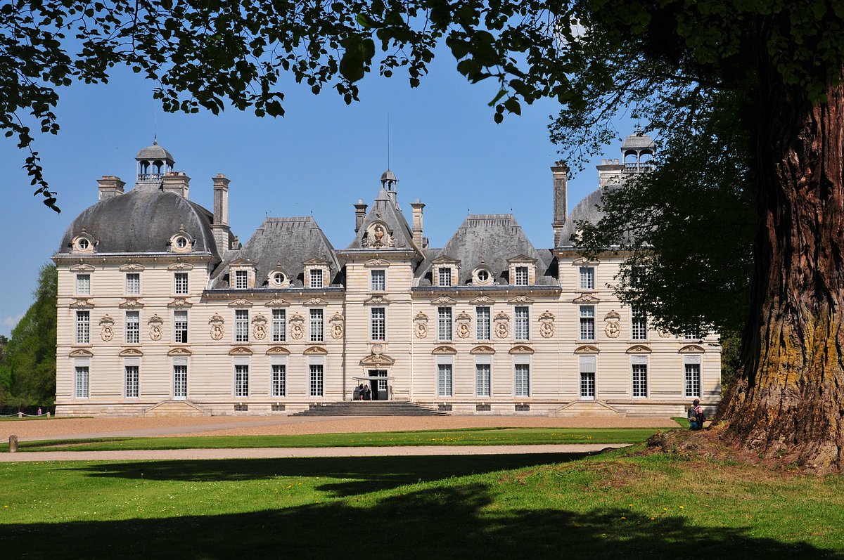 Lâu-Đài-Chateau-de-Cheverny