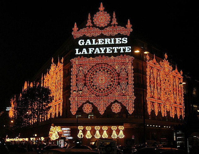 Khám phá Trung tâm thương mại Lafayette bậc nhất thế giới