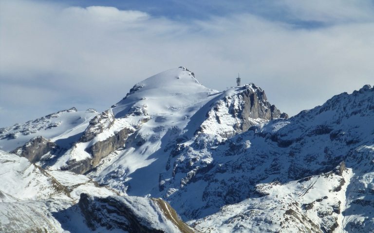 Chinh phục đỉnh núi Titlis thần tiên của Thụy Sĩ