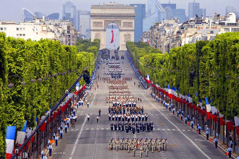 kien-truc-dai-lo-champs-elysees