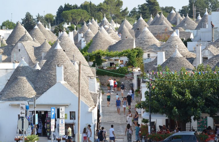 trulli-of-alberobello