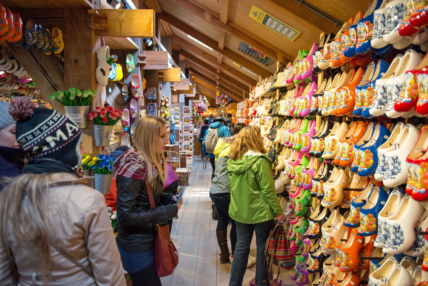 giay-clogs-o-zaanse-schans