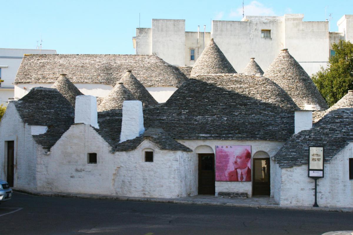 Museum-of-the-Territory-Casa-Pezzolla