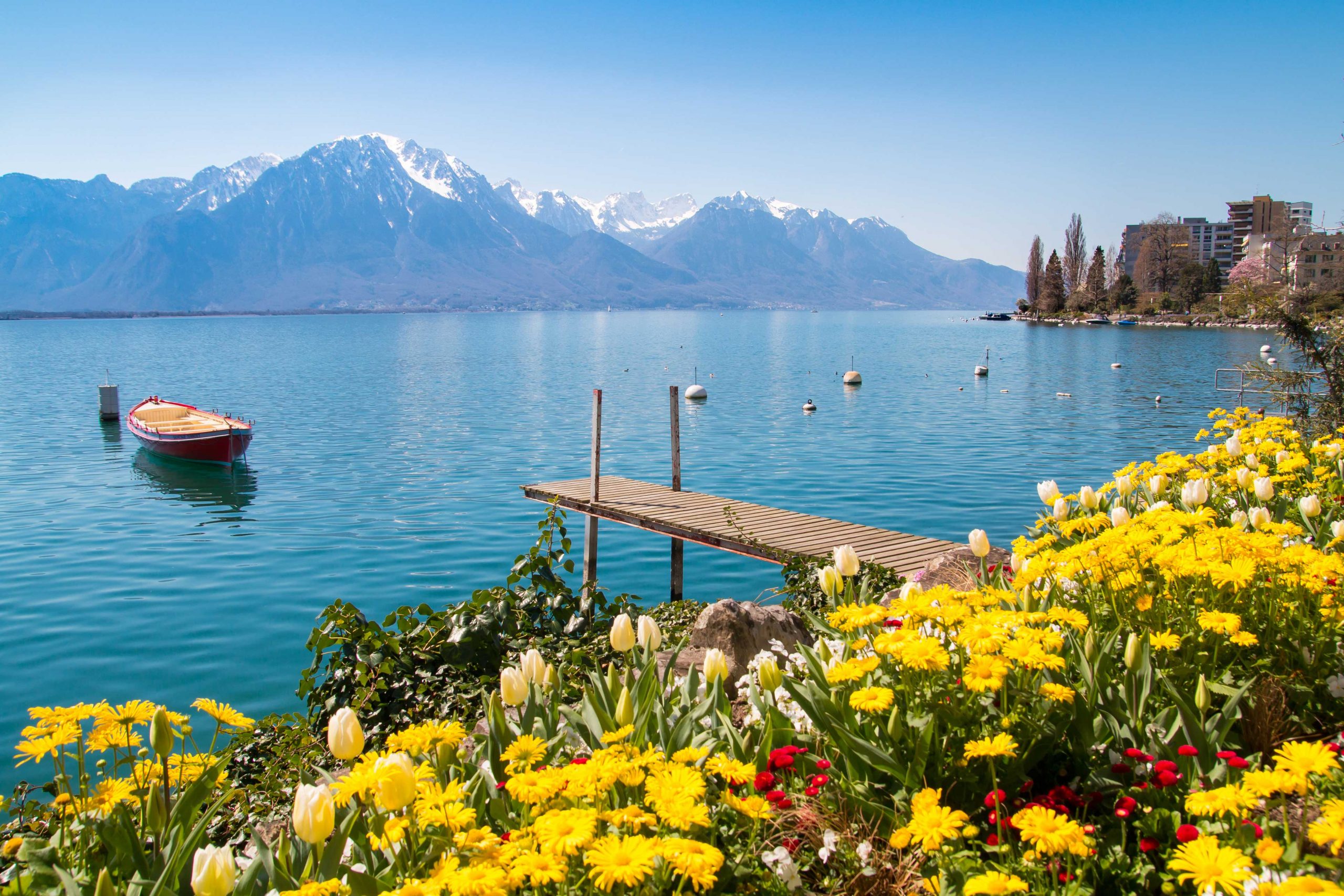 bo-hoa-ke-thuy-tien-bieu-tuong-cua-thanh-pho-Montreux