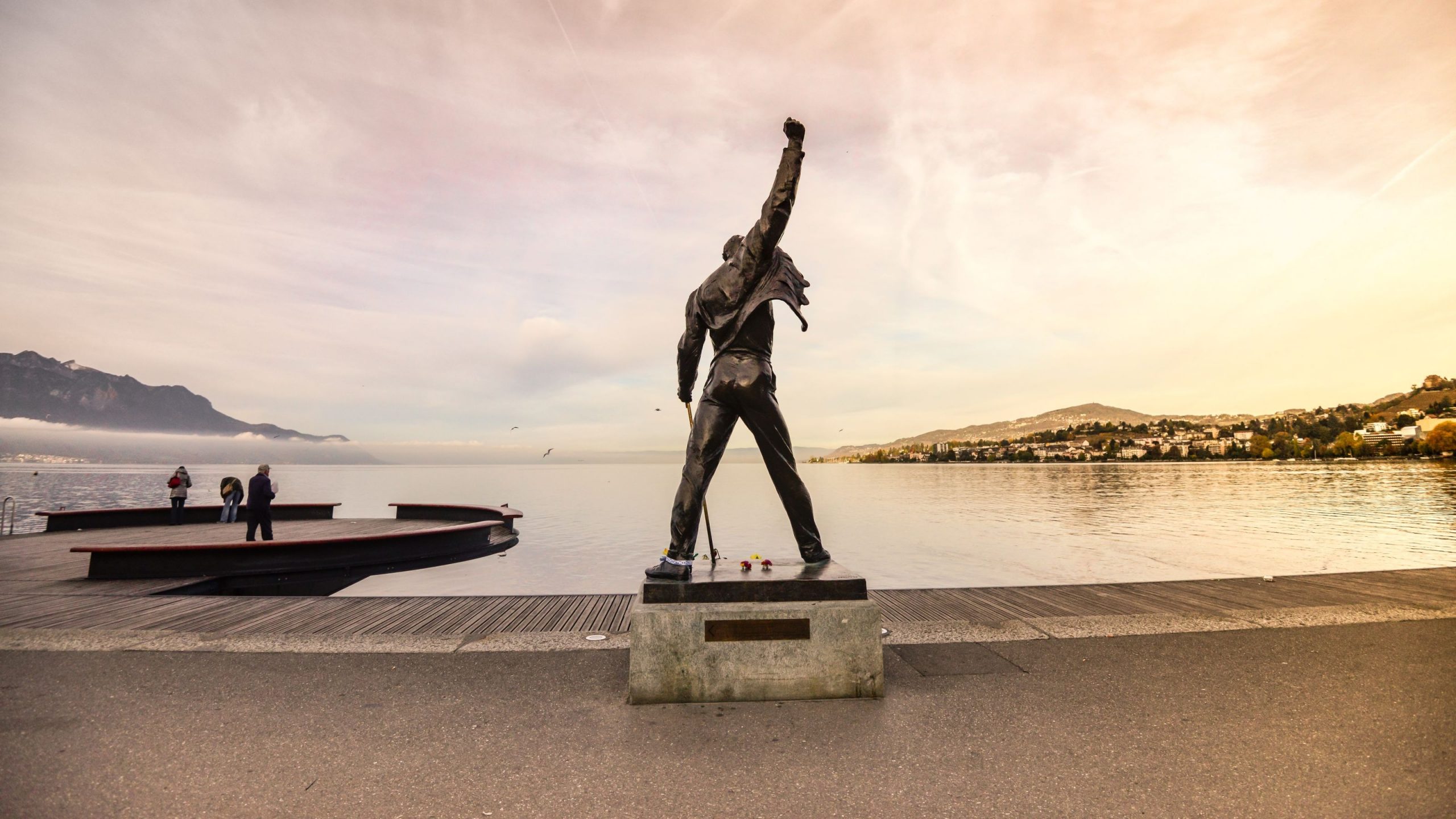 tuong-dai-Freddie-Mercury