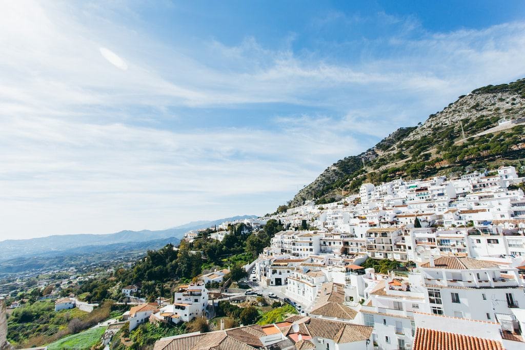 du-lich-tay-ban-nha-lang-co-mijas