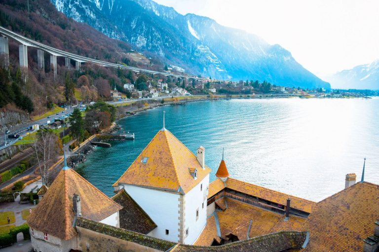 12 Địa điểm nên thử ở Thành phố Montreux, Thụy Sĩ