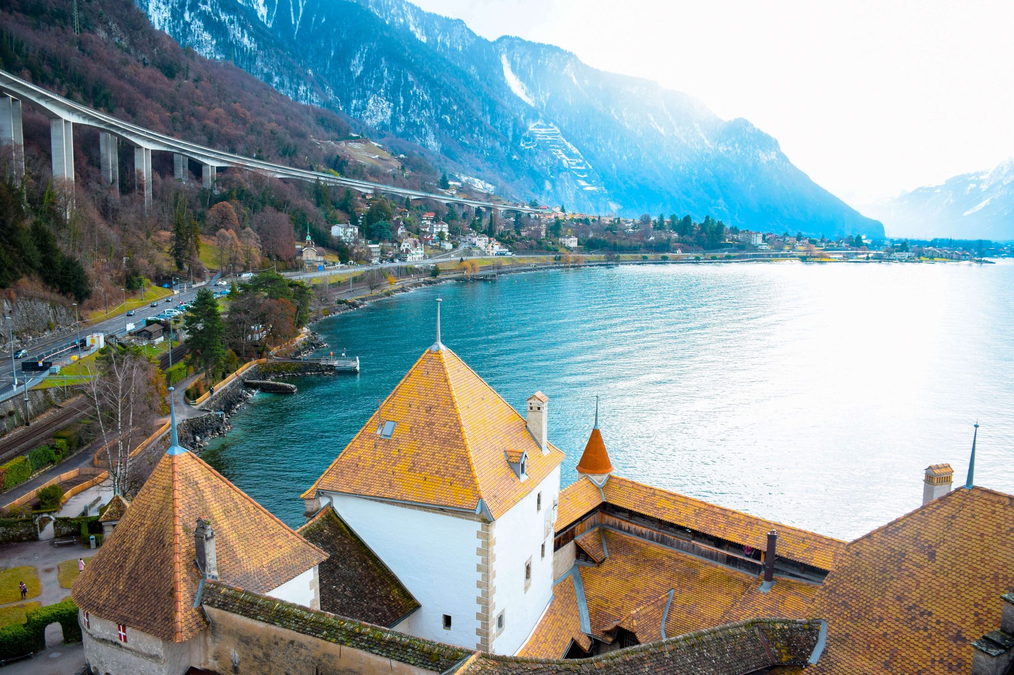 thanh-pho-montreux-thuy-si